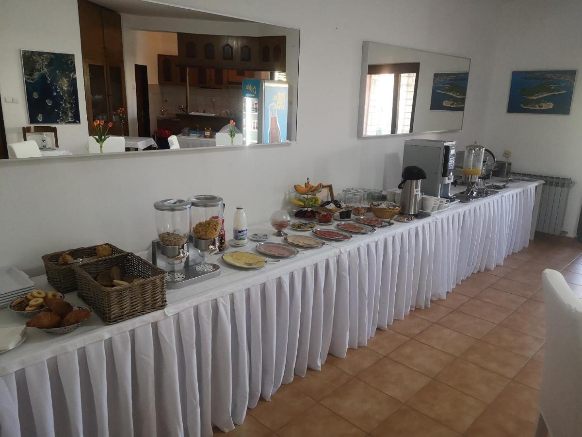 מדולין Anita Apartment מראה חיצוני תמונה