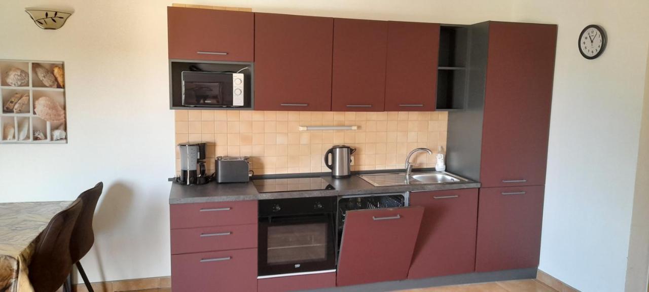 מדולין Anita Apartment מראה חיצוני תמונה