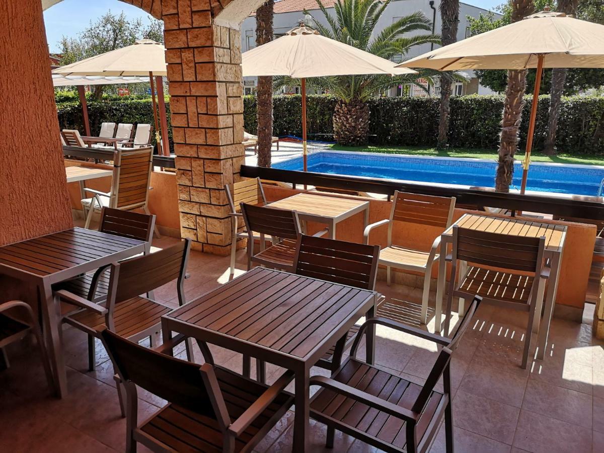 מדולין Anita Apartment מראה חיצוני תמונה