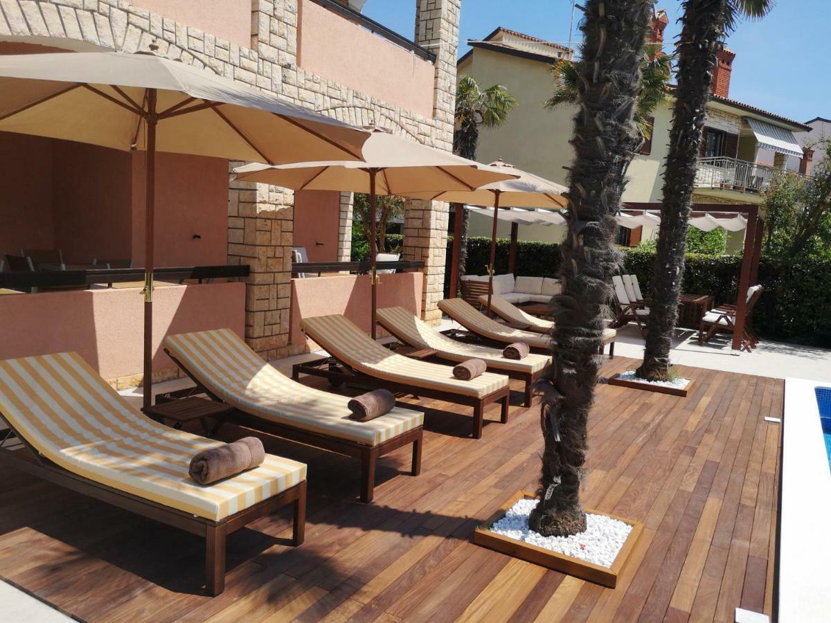מדולין Anita Apartment מראה חיצוני תמונה
