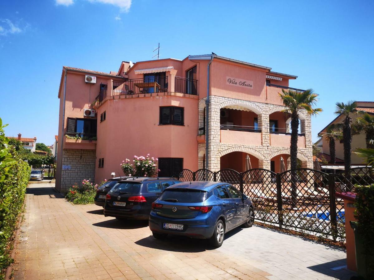מדולין Anita Apartment מראה חיצוני תמונה